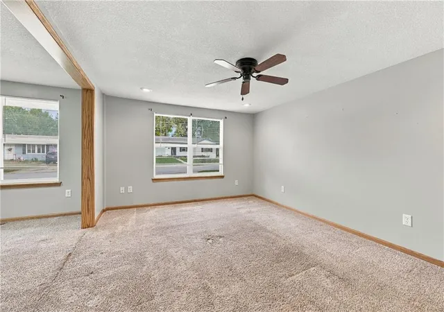 Photo 4 of Single family home for sale at 103 W Joy St, Harrisonville, MO 64701 | MLS# 2645922 | Listing updated on 2026-10-22