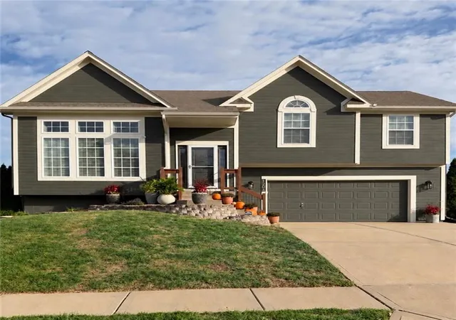 Photo 1 of Single family home for sale at 1204 N 4th Street E, Louisburg, KS 66053 | MLS# 2645925 | Listing updated on 2026-10-17