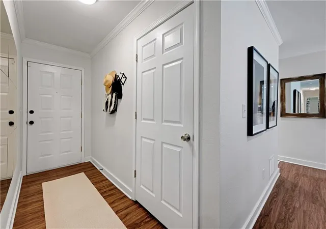 Photo 3 of Single family home for sale at 14221 S Summertree Ln, Olathe, KS 66062 | MLS# 2645927 | Listing updated on 2026-10-18