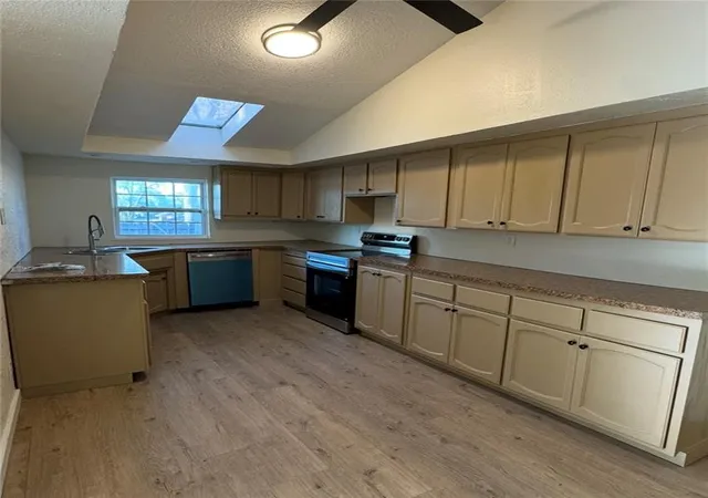Photo 4 of Single family home for sale at 8409 Curly Ln, Freeman, MO 64746 | MLS# 2645939 | Listing updated on 2026-10-10