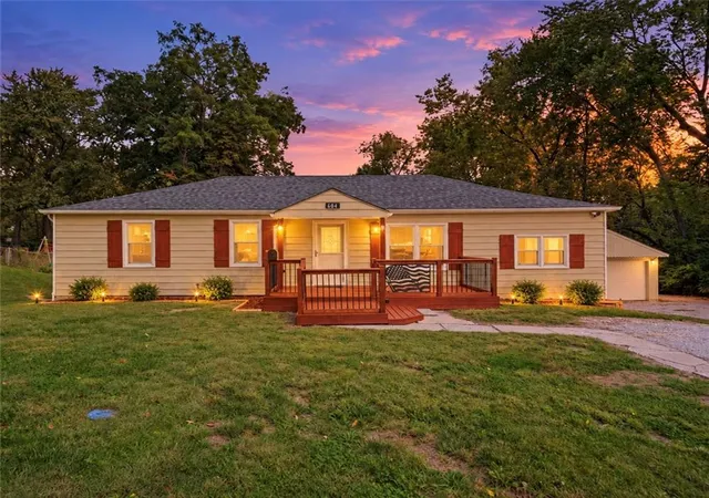 Photo 1 of Sale Pending at 604 Ne 74th Terrace, Kansas City, MO 64118 | MLS# 2645946 | Listing updated on 2026-10-18
