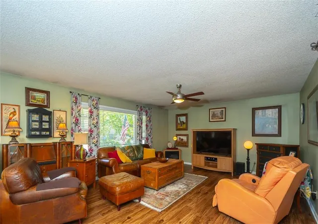 Photo 3 of Single family home for sale at 835 Locust St, Lawrence, KS 66044 | MLS# 2645948 | Listing updated on 2026-10-09