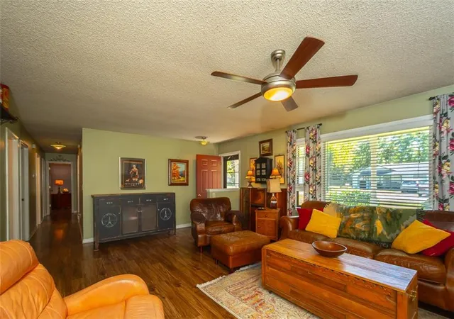 Photo 4 of Single family home for sale at 835 Locust St, Lawrence, KS 66044 | MLS# 2645948 | Listing updated on 2026-10-09