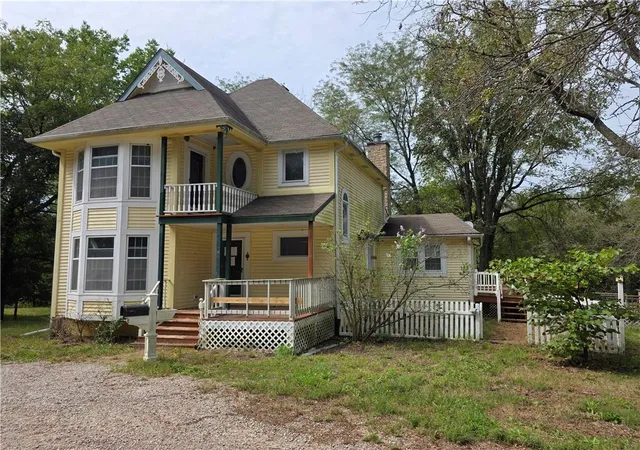 Photo 2 of Single family home for sale at 16840 W 287th Street, Paola, KS 66071 | MLS# 2645953 | Listing updated on 2026-10-08