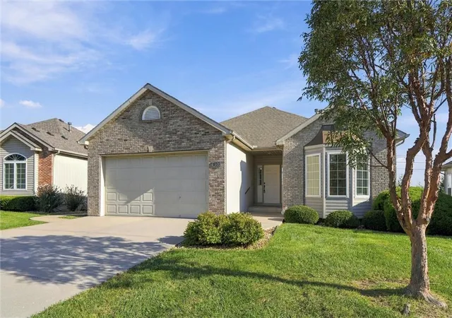 Photo 2 of Single family home for sale at 7600 Ne 113th Street, Kansas City, MO 64157 | MLS# 2645957 | Listing updated on 2026-10-09