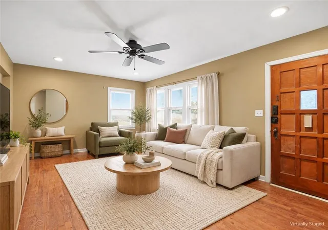 Photo 4 of Single family home for sale at 1000 S 57 Street, Kansas City, KS 66106 | MLS# 2645961 | Listing updated on 2026-10-09