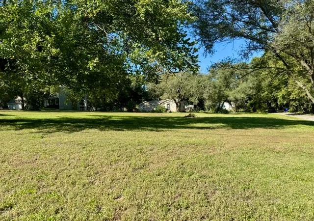 Photo 3 of Single family home for sale at 10020 W 51st Street, Shawnee, KS 66203 | MLS# 2645967 | Listing updated on 2026-10-19