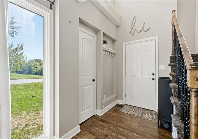 Photo 3 of Single family home for sale at 16917 Cross Crk Dr, Belton, MO 64012 | MLS# 2645970 | Listing updated on 2026-10-21