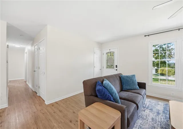 Photo 3 of Single family home for sale at 6719 Nw Willowick Ln, Kansas City, MO 64152 | MLS# 2645975 | Listing updated on 2026-10-18