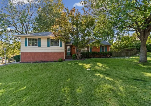 Single family home for sale at 1913 E 29th Avenue, Kansas City, MO 64116 | MLS# 2645982