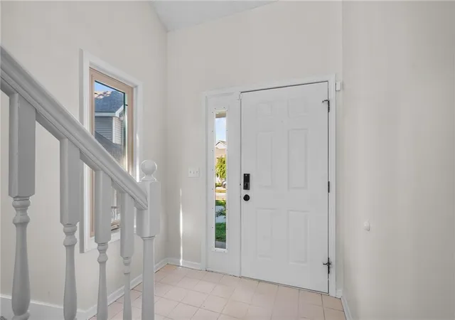 Photo 3 of Townhouse for sale at 8204 Nw Bradford Ct, Kansas City, MO 64151 | MLS# 2645985 | Listing updated on 2026-10-08