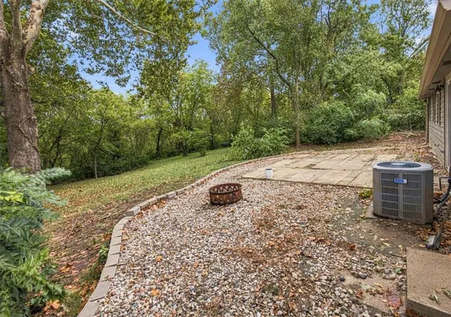 Photo 3 of Single family home for sale at 6503 River Rd, Pleasant Valley, MO 64068 | MLS# 2645988 | Listing updated on 2026-10-19