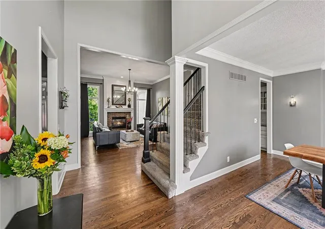 Photo 2 of Single family home for sale at 8121 Parkview Dr, Parkville, MO 64152 | MLS# 2645995 | Listing updated on 2026-10-08