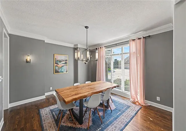 Photo 3 of Single family home for sale at 8121 Parkview Dr, Parkville, MO 64152 | MLS# 2645995 | Listing updated on 2026-10-08