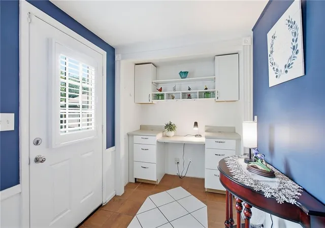Photo 3 of Single family home for sale at 309 E Kansas Ave, Independence, MO 64050 | MLS# 2646000 | Listing updated on 2026-10-08