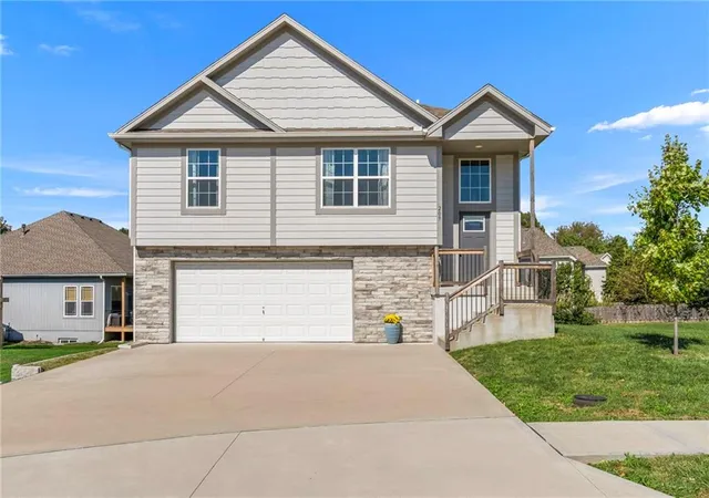 Photo 1 of Single family home for sale at 209 Tanner Pl, Belton, MO 64012 | MLS# 2646004 | Listing updated on 2026-10-20