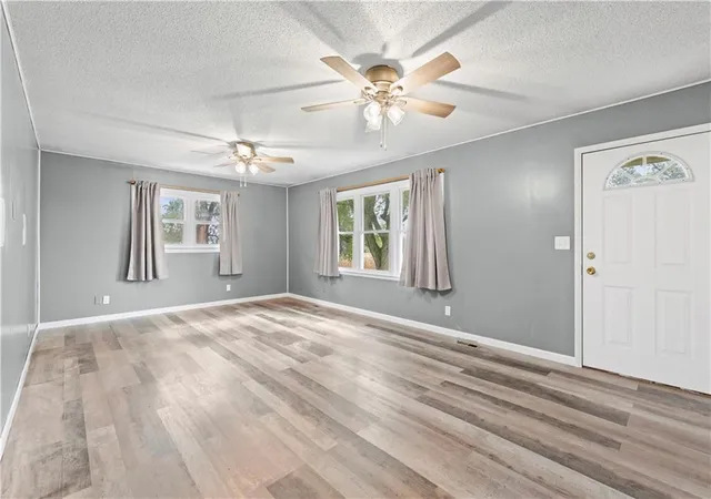 Photo 3 of Single family home for sale at 10417 NE Jones Rd, Cameron, MO 64429 | MLS# 2646007 | Listing updated on 2026-10-08