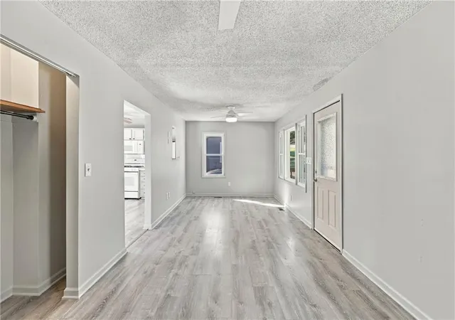 Photo 3 of Sale Pending at 5523 N Poe St, Kansas City, MO 64119 | MLS# 2646011 | Listing updated on 2026-10-25