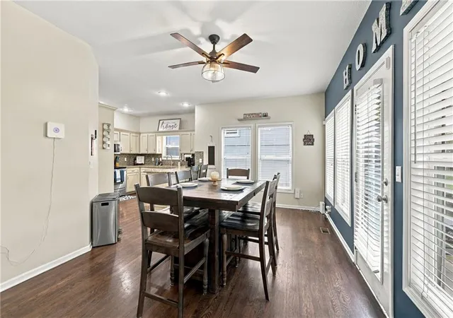 Photo 4 of Single family home for sale at 517 Garnet Ln, Lee's Summit, MO 64064 | MLS# 2646015 | Listing updated on 2026-10-30