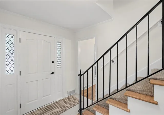 Photo 3 of Single family home for sale at 5419 W 100th Terrace, Overland Park, KS 66207 | MLS# 2646025 | Listing updated on 2026-10-10