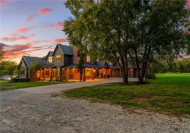 Photo 1 of Mansion for sale at 20540 Pflumm Rd, Bucyrus, KS 66013 | MLS# 2646029 | Listing updated on 2026-10-09