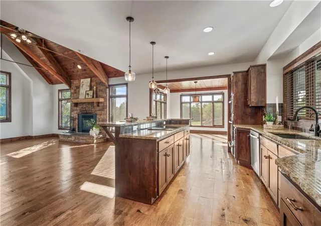 Photo 4 of Single family home for sale at 20540 Pflumm Rd, Bucyrus, KS 66013 | MLS# 2646029 | Listing updated on 2026-10-09