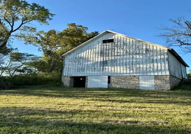 Photo 3 of Single family home for sale at 7988 22nd Street, Perry, KS 66073 | MLS# 2646034 | Listing updated on 2026-10-08