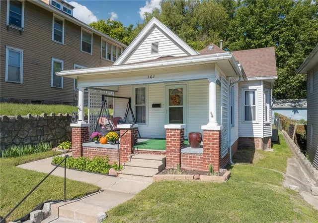 Photo 2 of Single family home for sale at 703 Mcdonald St, Saint Joseph, MO 64505 | MLS# 2646038 | Listing updated on 2026-10-09