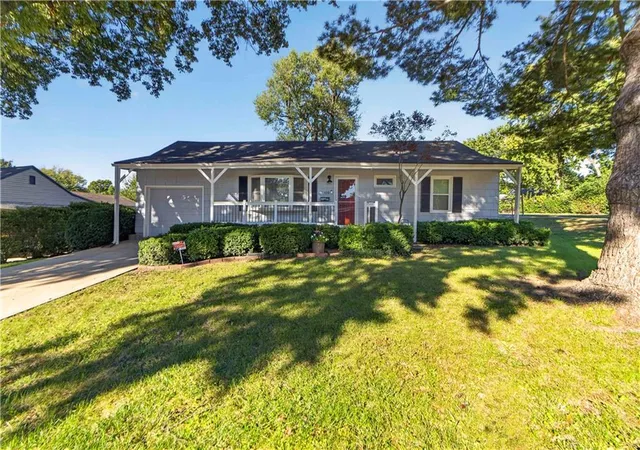Single family home for sale at 7100 Horton St, Overland Park, KS 66204 | MLS# 2646039