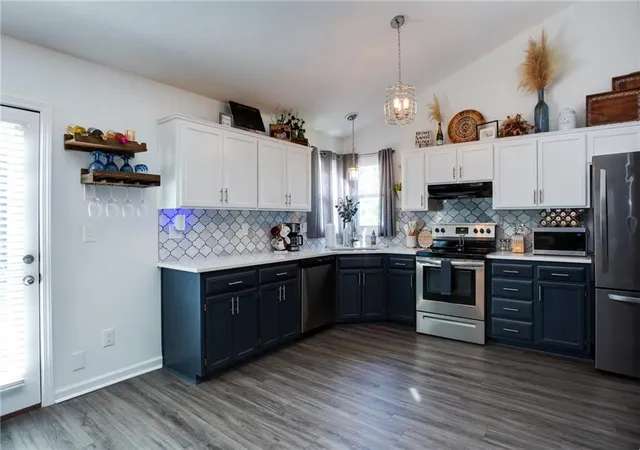 Photo 3 of Single family home for sale at 1133 E Butterfield Pl, Olathe, KS 66062 | MLS# 2646040 | Listing updated on 2026-10-09