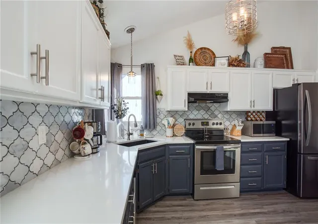 Photo 4 of Single family home for sale at 1133 E Butterfield Pl, Olathe, KS 66062 | MLS# 2646040 | Listing updated on 2026-10-09