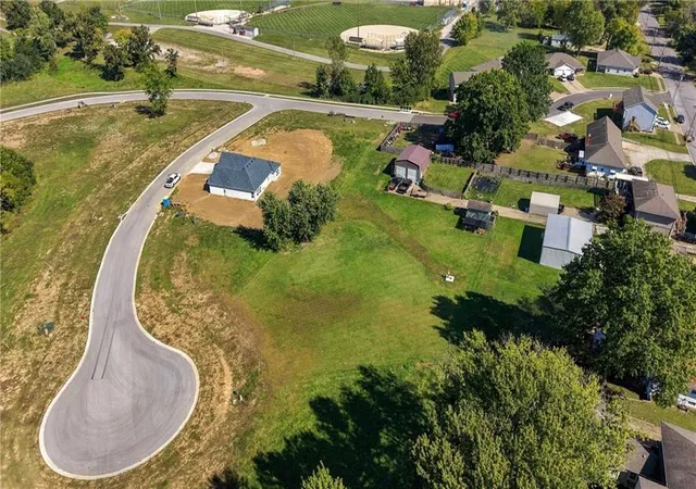 Photo 4 of Land for sale at 704 Cobb Cir, Odessa, MO 64076 | MLS# 2646045 | Listing updated on 2026-10-08