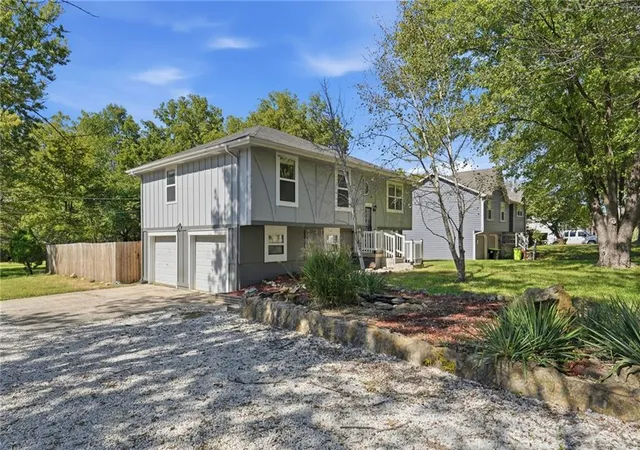 Photo 2 of Single family home for sale at 16010 Eastern Ave, Belton, MO 64012 | MLS# 2646048 | Listing updated on 2026-10-09