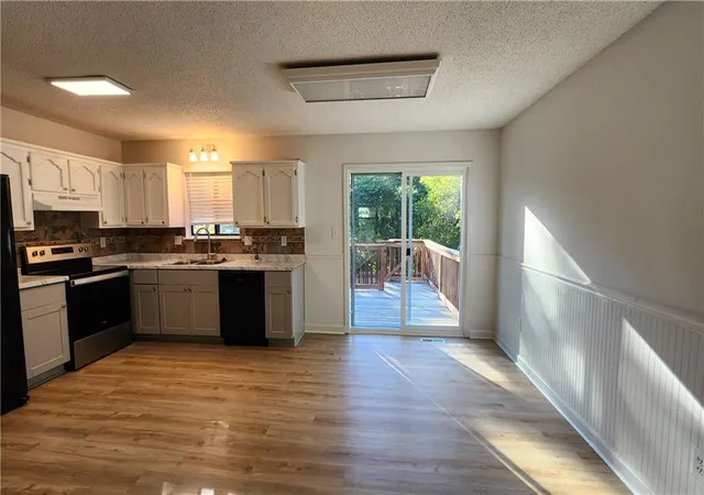 Photo 4 of Single family home for sale at 16010 Eastern Ave, Belton, MO 64012 | MLS# 2646048 | Listing updated on 2026-10-08
