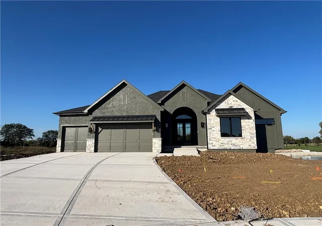 Photo 1 of Single family home for sale at 9714 W 175th Terrace, Overland Park, KS 66221 | MLS# 2646050 | Listing updated on 2026-10-09