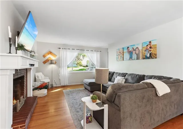 Photo 4 of Single family home for sale at 7900 Pennsylvania Ave, Kansas City, MO 64114 | MLS# 2646053 | Listing updated on 2026-10-09