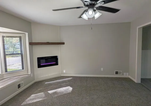 Photo 4 of Single family home for sale at 306 SE 21st Street, Oak Grove, MO 64075 | MLS# 2646054 | Listing updated on 2026-10-08