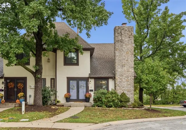Photo 1 of Townhouse for sale at 6564 W 49th Street, Mission, KS 66202 | MLS# 2646060 | Listing updated on 2026-10-17