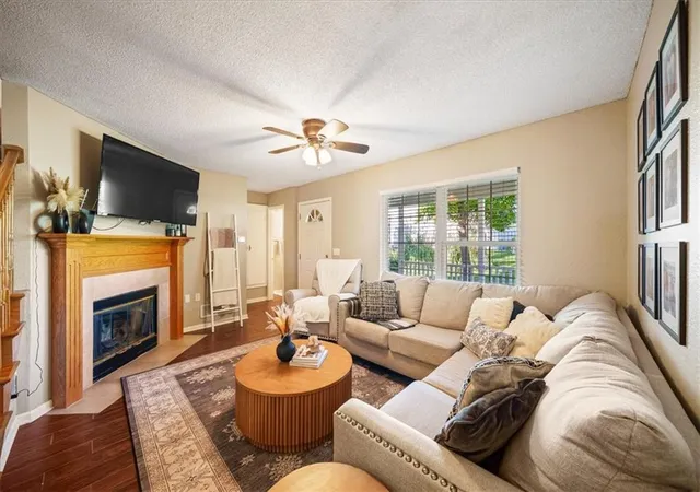 Photo 4 of Townhouse for sale at 1669 E 120th Street, Olathe, KS 66061 | MLS# 2646065 | Listing updated on 2026-10-23