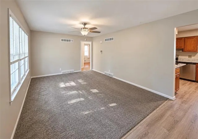Photo 1 of Single family home for sale at 302 NE Howard St, Lees Summit, MO 64063 | MLS# 2646066 | Listing updated on 2026-10-08