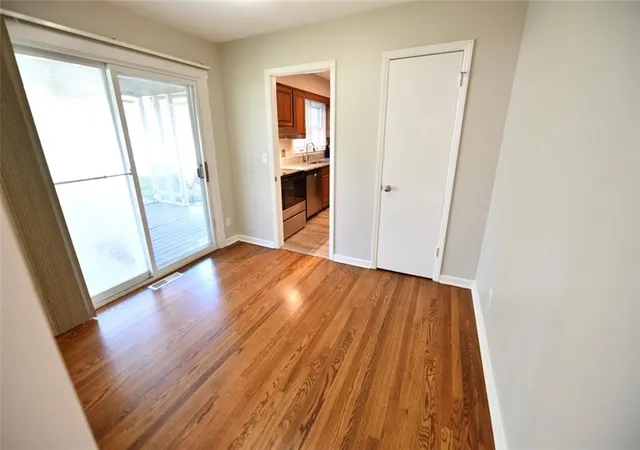 Photo 3 of Single family home for sale at 302 NE Howard St, Lees Summit, MO 64063 | MLS# 2646066 | Listing updated on 2026-10-08
