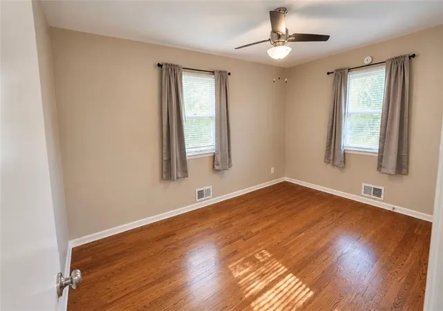 Photo 4 of Single family home for sale at 302 NE Howard St, Lees Summit, MO 64063 | MLS# 2646066 | Listing updated on 2026-10-08