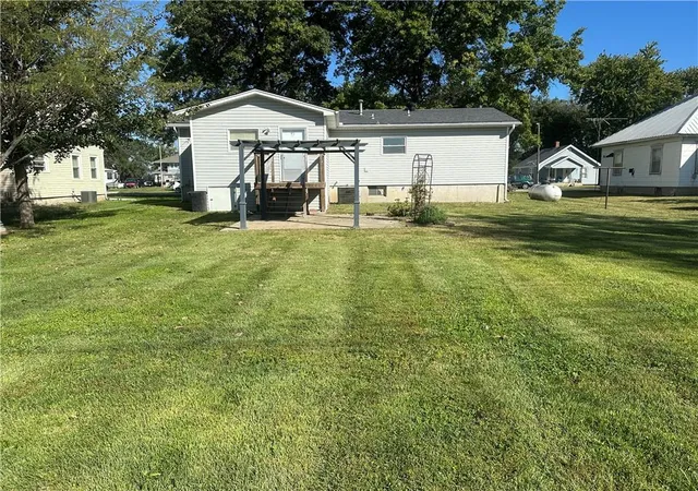 Photo 26 of Single family home for sale at 411 W Pine St, Orrick, MO 64077 | MLS# 2646067 | Listing updated on 2026-10-16