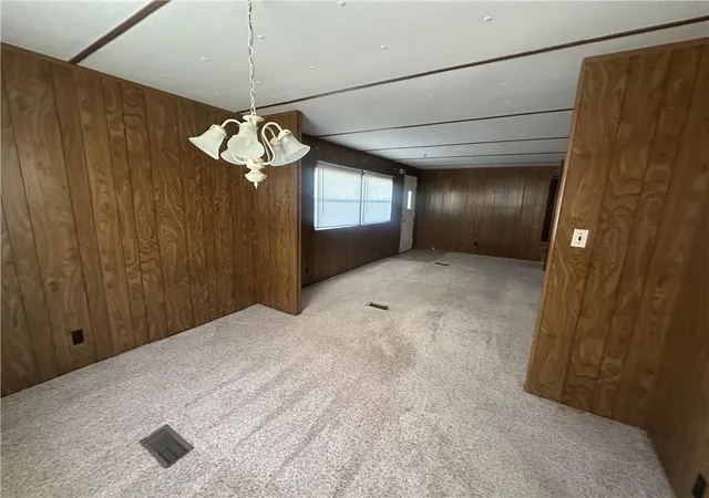 Photo 4 of Single family home for sale at 411 W Pine St, Orrick, MO 64077 | MLS# 2646067 | Listing updated on 2026-10-09