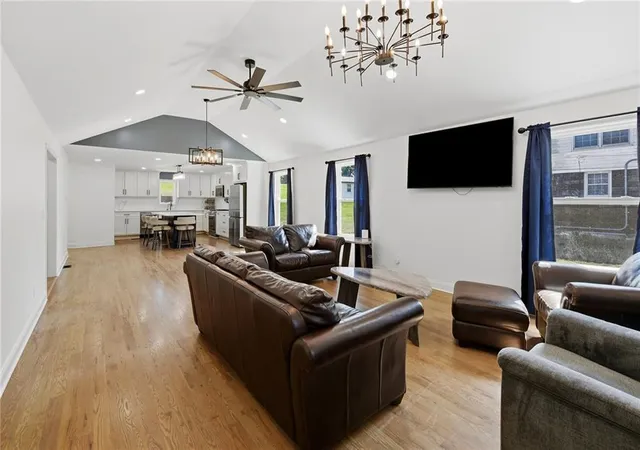 Photo 3 of Single family home for sale at 3035 N 55th Street, Kansas City, KS 66104 | MLS# 2646070 | Listing updated on 2026-10-09