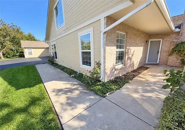 Photo 2 of Single family home for sale at 1912 W 139th Street, Overland Park, KS 66224 | MLS# 2646074 | Listing updated on 2026-10-17