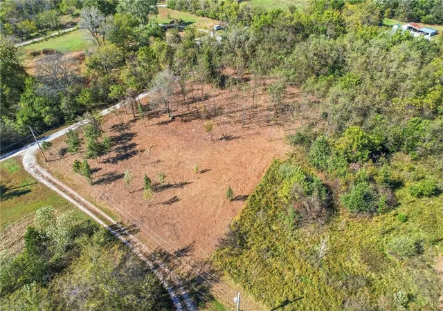Photo 3 of Sale Pending at 1841 Nw 565th Road, Kingsville, MO 64061 | MLS# 2646076 | Listing updated on 2026-10-15