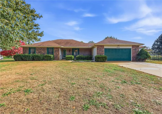 Photo 1 of Single family home for sale at 19455 Metcalf Ave, Stilwell, KS 66085 | MLS# 2646089 | Listing updated on 2026-10-29
