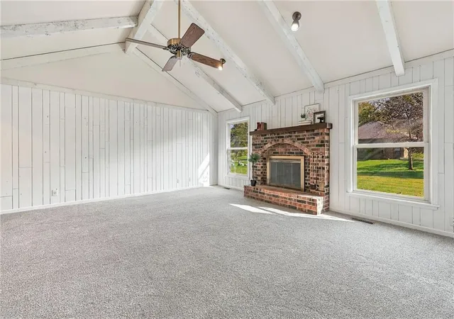 Photo 3 of Single family home for sale at 19455 Metcalf Ave, Stilwell, KS 66085 | MLS# 2646089 | Listing updated on 2026-10-29