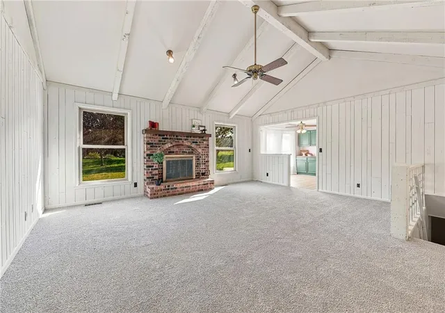 Photo 4 of Single family home for sale at 19455 Metcalf Ave, Stilwell, KS 66085 | MLS# 2646089 | Listing updated on 2026-10-29